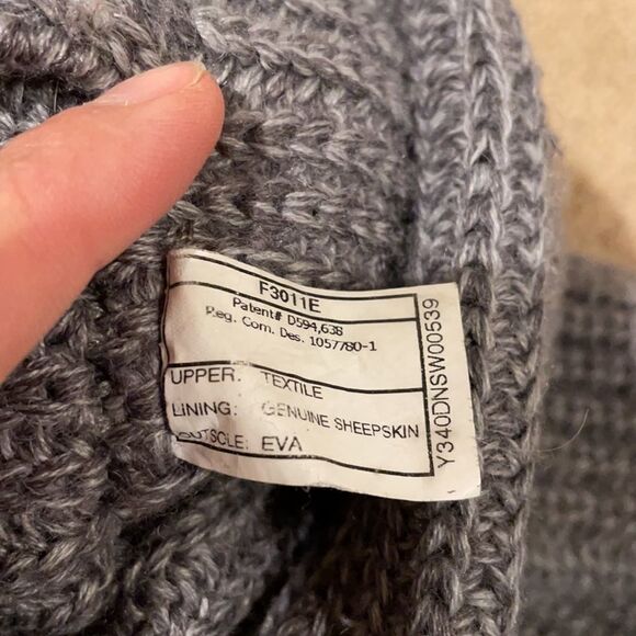 UGG gray cardy boots - Picture 9 of 11